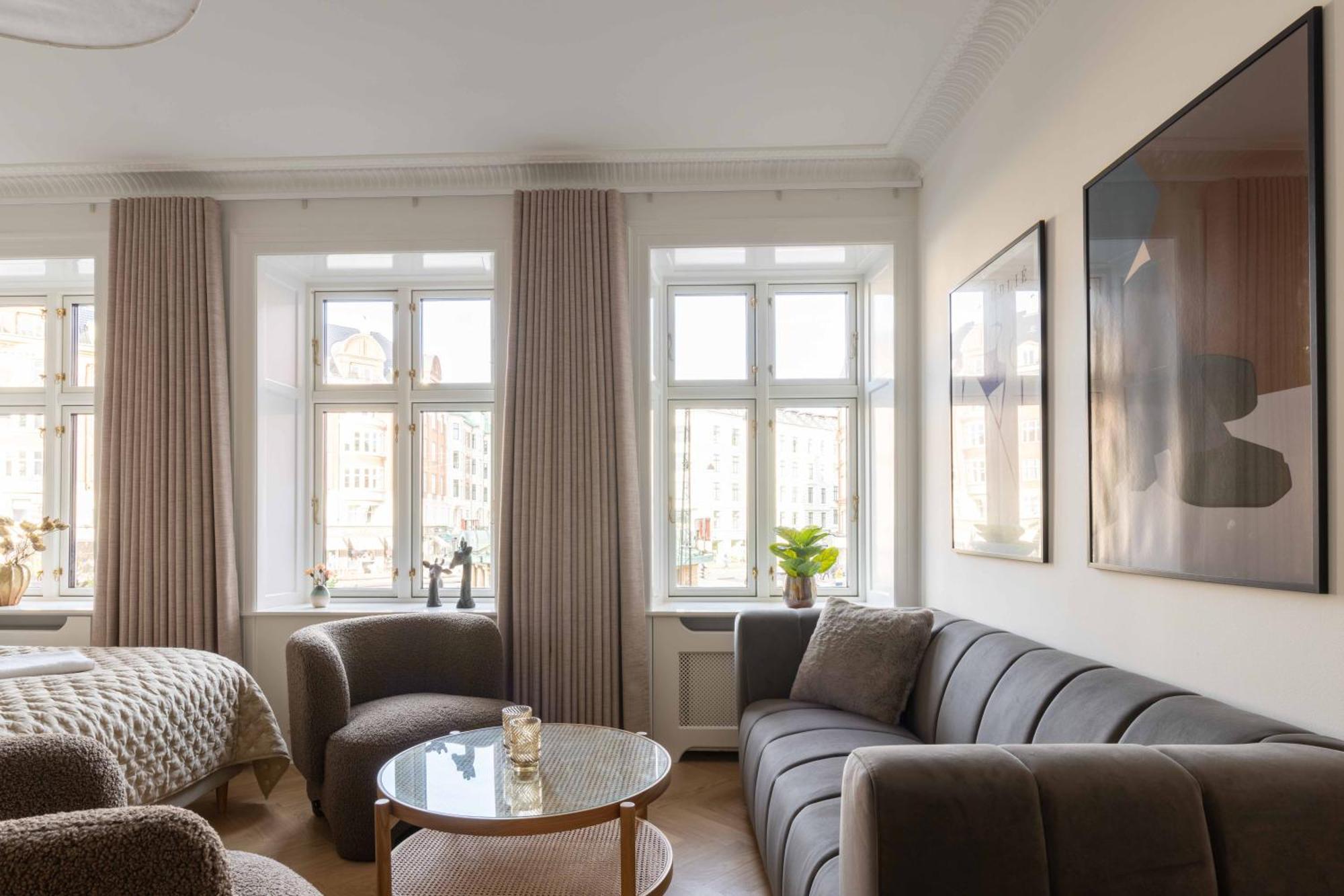 Lovely By W Bathtub And Balcony Apartment *