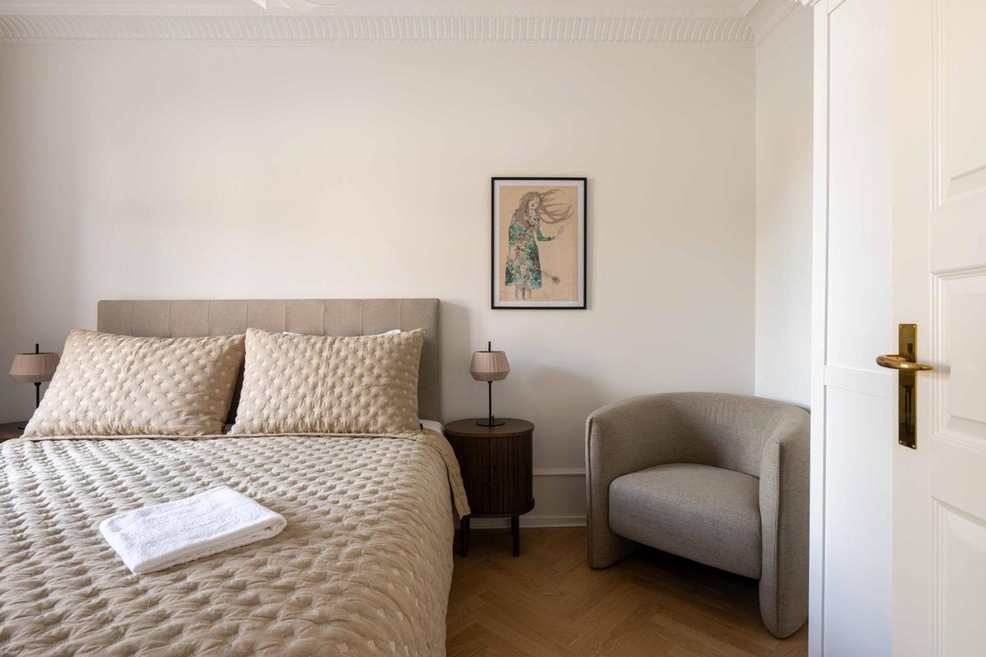 Apartment Lovely By W Bathtub And Balcony *